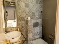 Izdavanje, poslovni prostor, 89m², Kod Capital Plaze, Podgorica - image 6