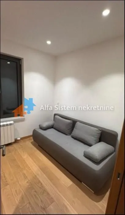 Izdavanje, dvosoban stan, 65m², Stari Grad, Beograd