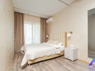 Rent, two bedroom apartment, 74m², Bečići, Budva - image 9