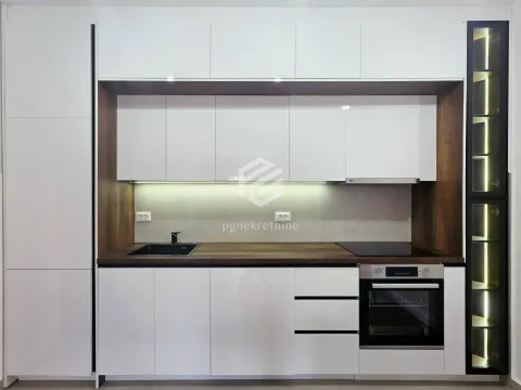 Izdavanje, dvosoban stan, 63m², Stari Aerodrom, Podgorica - image 4