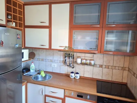 Rent, two bedroom apartment, 68m², Podgorica, Crna Gora - image 6