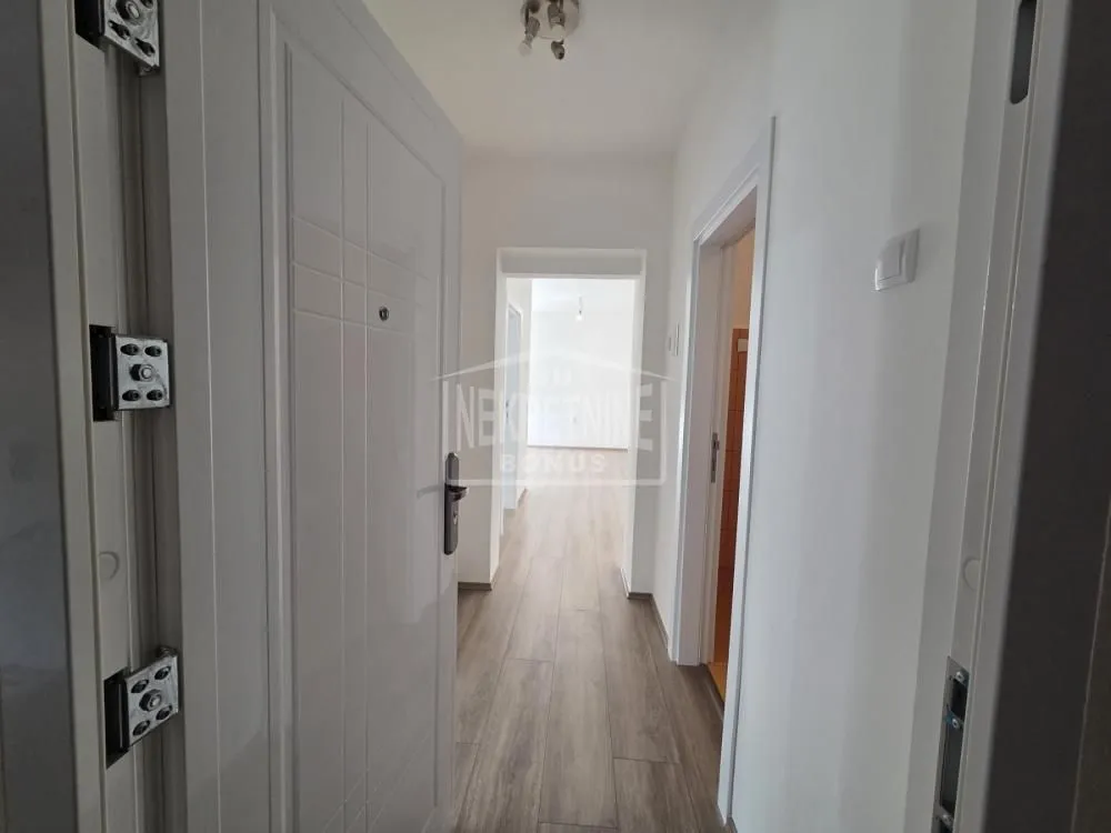 Prodaja, dvosoban stan, 52m², Ker, Subotica