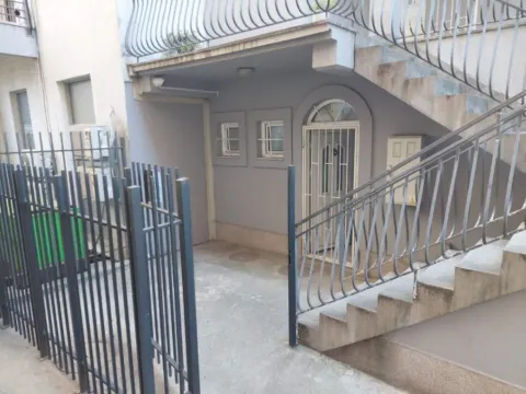 Izdavanje, poslovni prostor, 137m², Centar, Podgorica - image 3