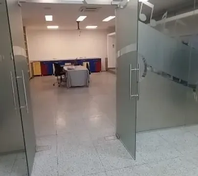 Izdavanje, poslovni prostor, 150m², Novi Beograd Sve Podlokacije, Beograd - image 4