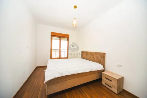 Izdavanje, jednosoban stan, 49m², Master Kvart, Podgorica - image 6
