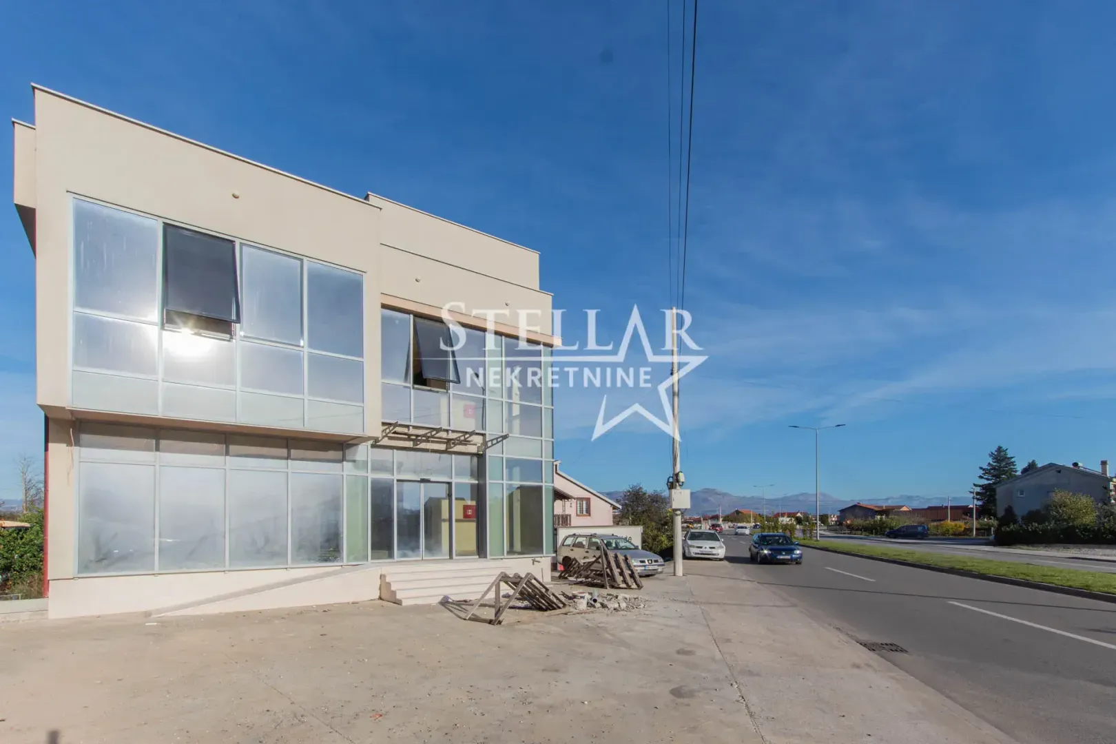Rent, office space, 386m², Gornja Gorica, Podgorica