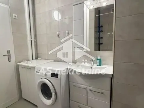 Rent, apartment, 66m², Južni Bulevar, Vračar Sve Podlokacije - image 17