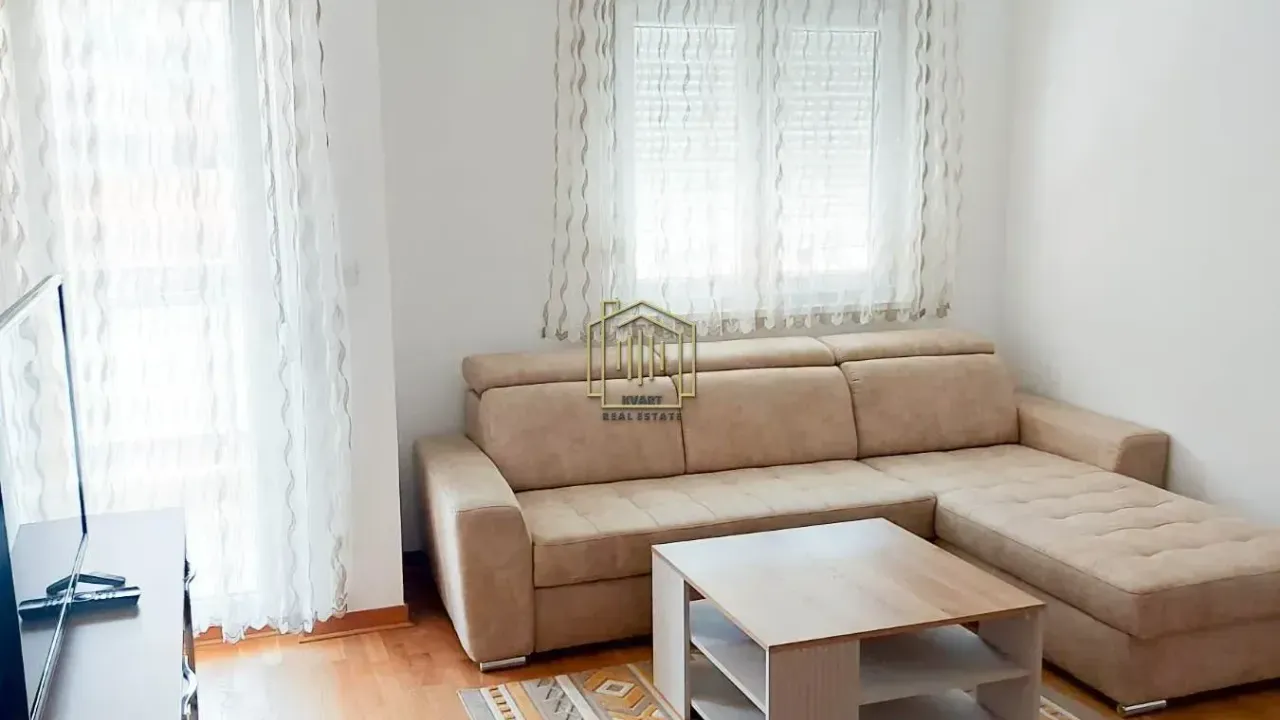 Izdavanje, jednosoban stan, 50m², City Kej, Podgorica