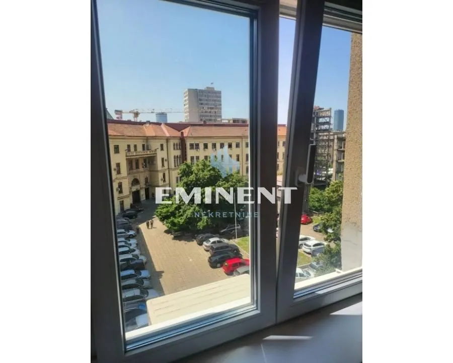 Rent, four bedroom apartment, 100m², Cvetni Trg, Vračar Sve Podlokacije