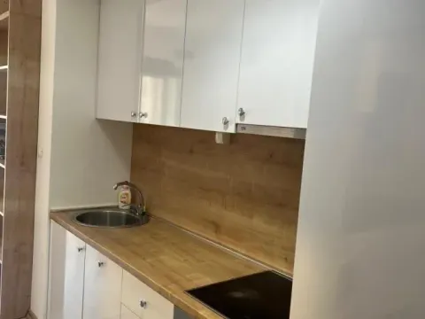 Izdavanje, garsonjera, 26m², Tivat, Crna Gora - image 4