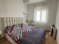 Izdavanje, jednosoban stan, 50m², City Kvart, Podgorica - image 5