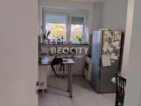 Prodaja, dvosoban stan, 72m², Centar, Novi Sad - image 4