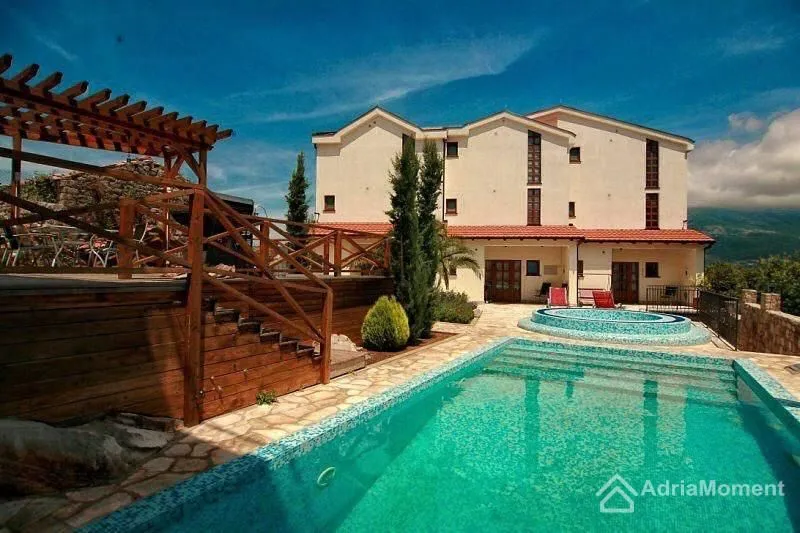 Prodaja, kuća, 150m², Lješevići, Kotor