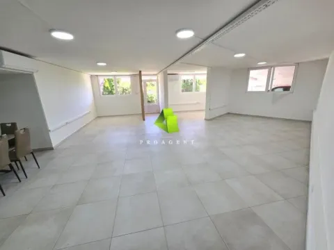 Poslovni prostor in Medijana
