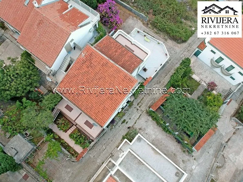 Prodaja, kuća, 400m², Krašići, Tivat