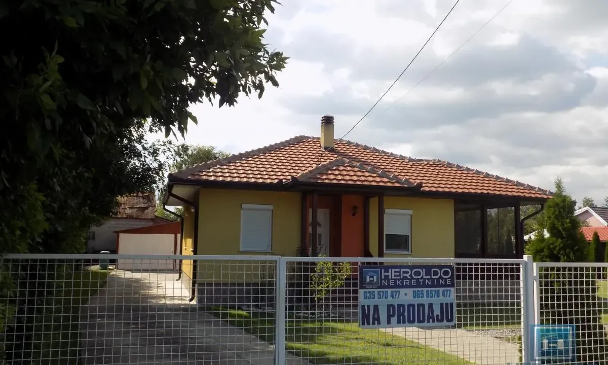 Prodaja, kuća, 96m², Karadjordjevo brdo, Paraćin