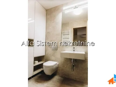 Izdavanje, trosoban stan, 68m², Crveni Krst, Beograd - image 16
