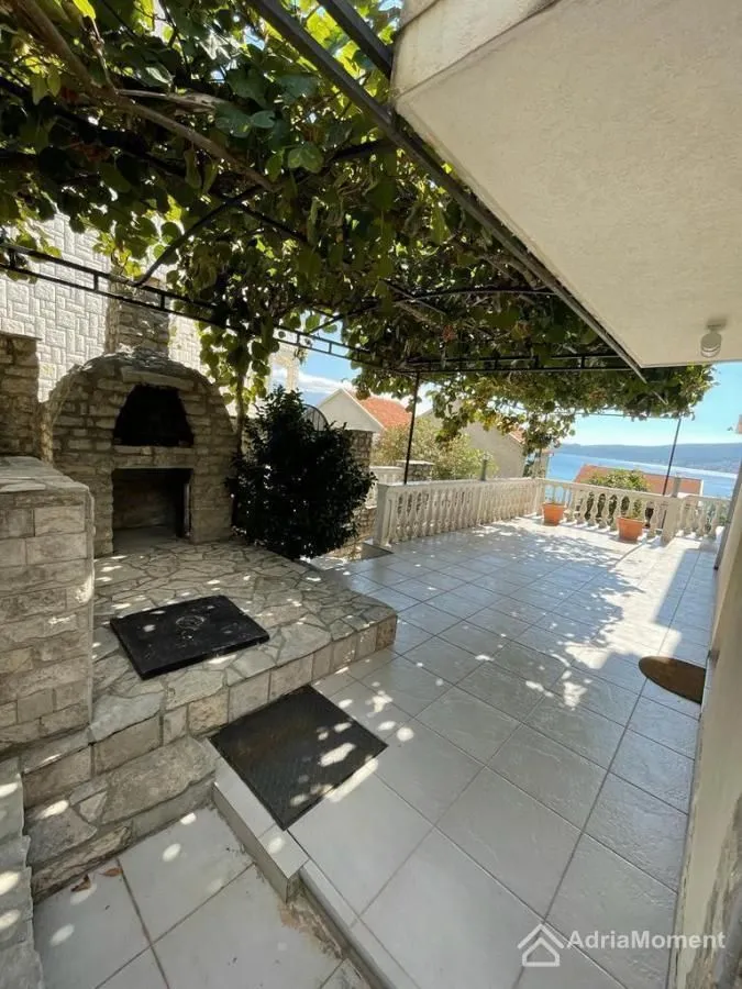 Prodaja, kuća, 350m², Baošići, Herceg Novi
