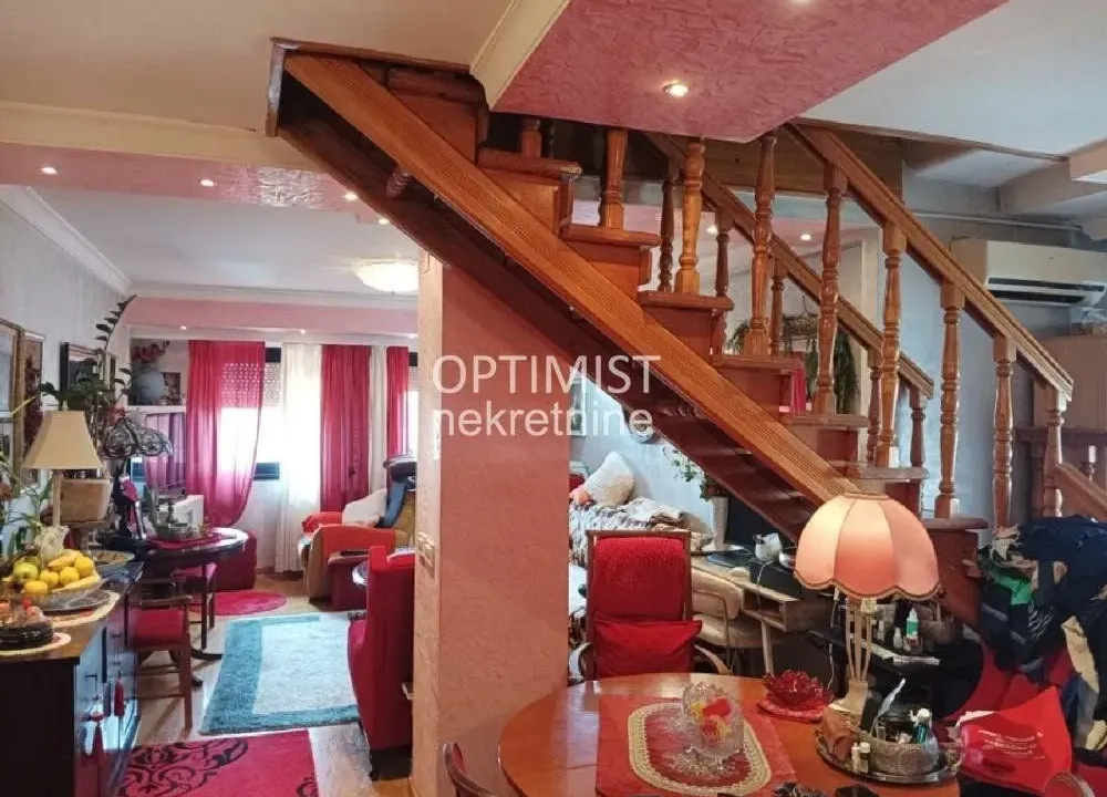 Prodaja, stan, 103m², Banovo Brdo, Beograd