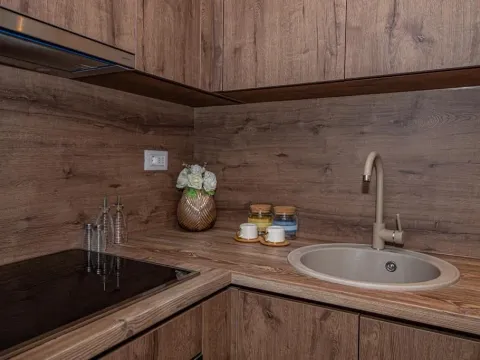 Izdavanje, stan, 36m², Centar, Bar - image 4