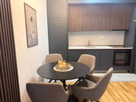 Prodaja, jednosoban stan, 37m², Tološi, Podgorica - image 4