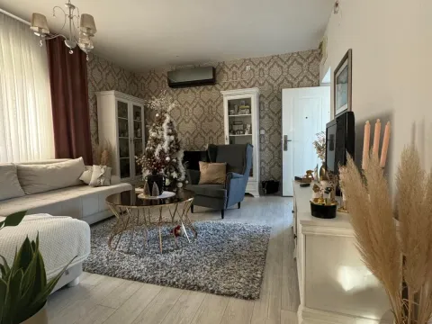 Prodaja, kuća, 194m², Herceg Novi, Crna Gora - image 9