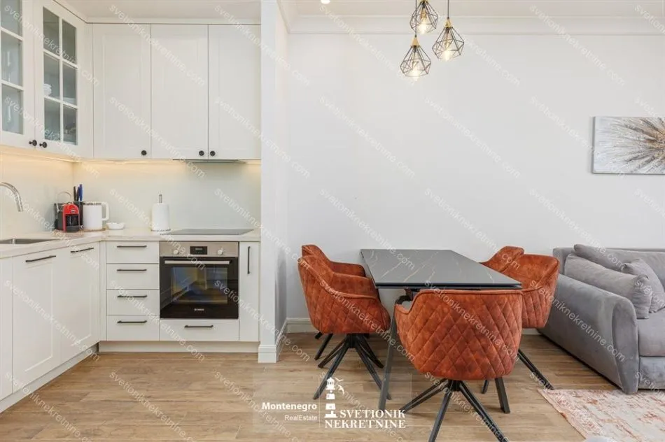 Prodaja, dvosoban stan, 50m², Luštica Bay, Tivat