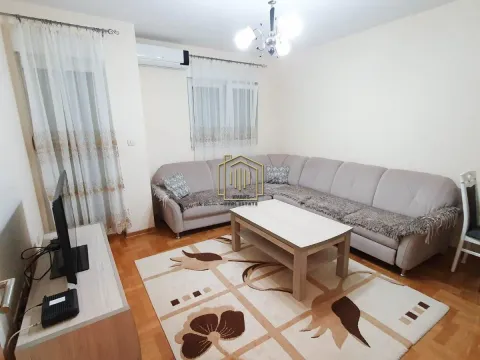 Izdavanje, jednosoban stan, 60m², Stari Aerodrom, Podgorica - image 9