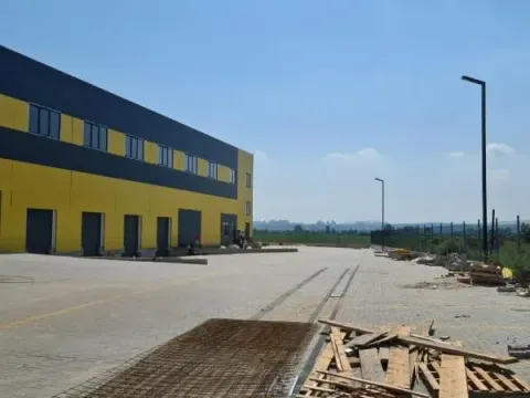 Izdavanje, poslovni prostor, 1400m², Čukarica, Beograd - image 4