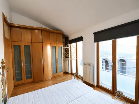 Rent, apartment, 222m², Tašmajdan, Palilula Sve Podlokacije - image 10