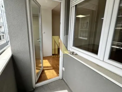 Rent, office space, 99m², Bulevar Oslobodjenja, Novi Sad Sve Podlokacije - image 16
