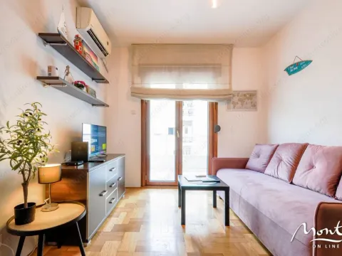 Prodaja, jednosoban stan, 44m2, Centar, Tivat Prodaja, jednosoban stan, 44m2, Centar, Tivat