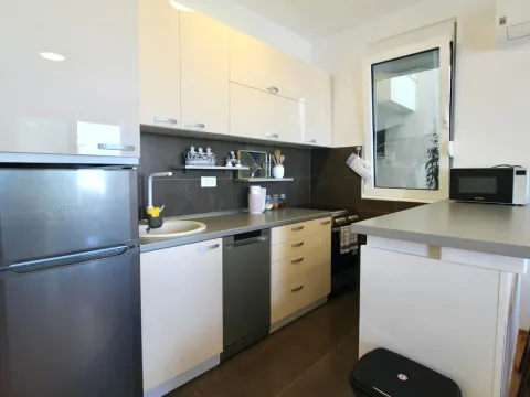 Stan-na-dan, dvosoban stan, 100m², Dobra Voda, Budva - image 7