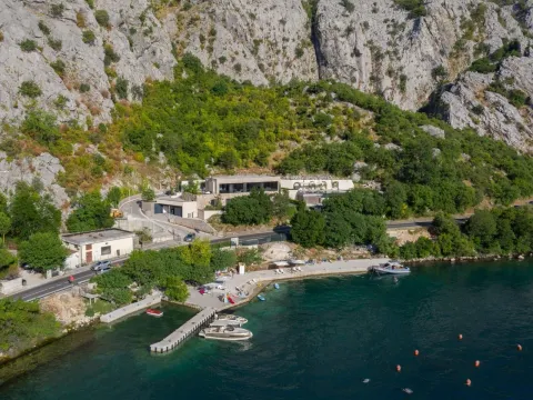 Prodaja, kuća, 526m², Orahovac, Kotor - image 34