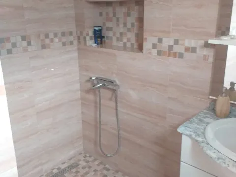 Rent, one bedroom apartment, 45m², Bijeli Do, Budva - image 6