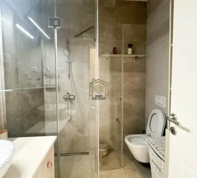 Rent, one bedroom apartment, 47m², Vezirov Most, Podgorica - image 11