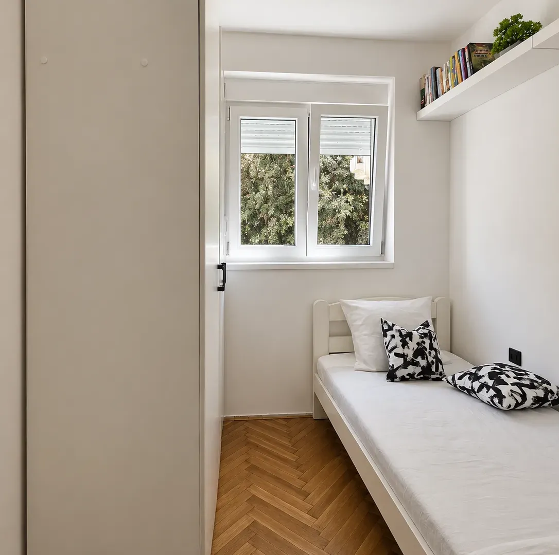 Rent, two bedroom apartment, 52m², Dubovica, Budva