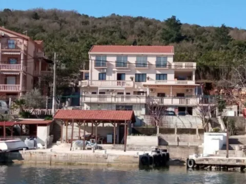 Sale, house, 370m², Obala Đuraševića, Tivat