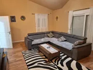 Rent, house, 200m², Cijevna, Podgorica - image 2