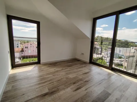 Prodaja, dvosoban stan, 85m², Tivat, Crna Gora - image 7