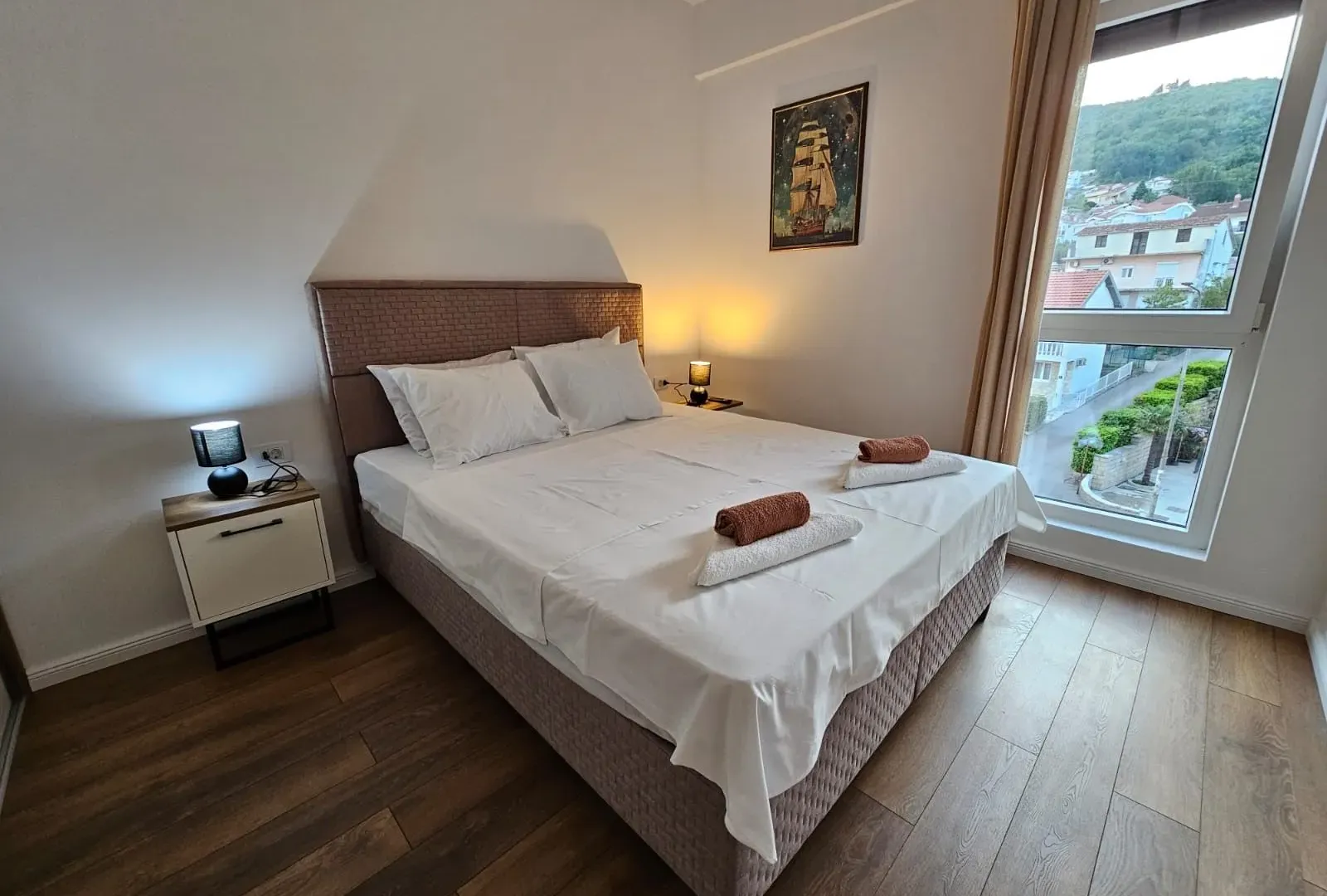 Izdavanje, dvosoban stan, 58m², Bijela, Herceg Novi