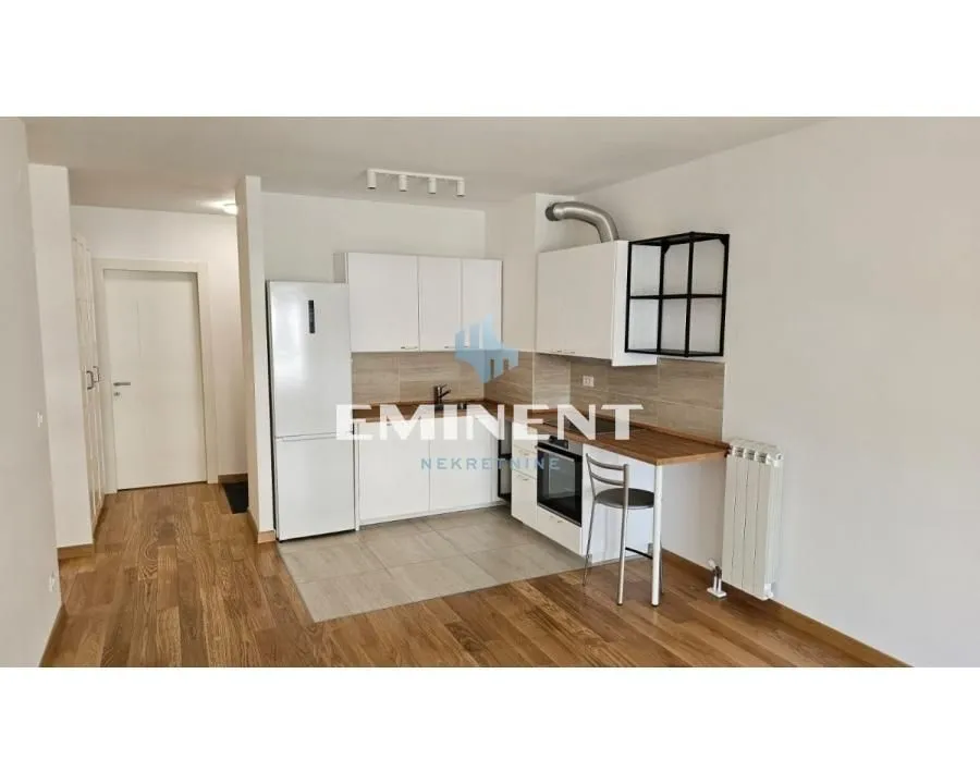 Izdavanje, četvorosoban stan, 107m², Novi Beograd Blok 65, Novi Beograd Sve Podlokacije