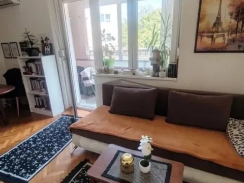 Stan in Zemun Sve Podlokacije