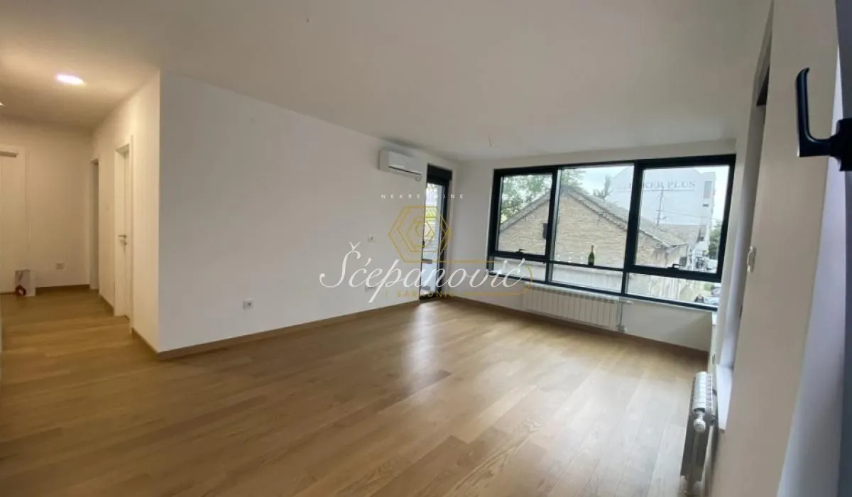Izdavanje, trosoban stan, 65m², Rotkvarija, Novi Sad Sve Podlokacije
