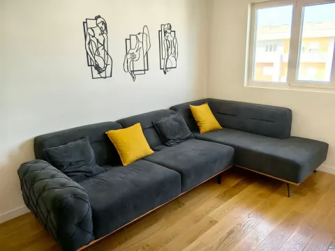 Prodaja, jednosoban stan, 49m², Central Point, Podgorica - image 2