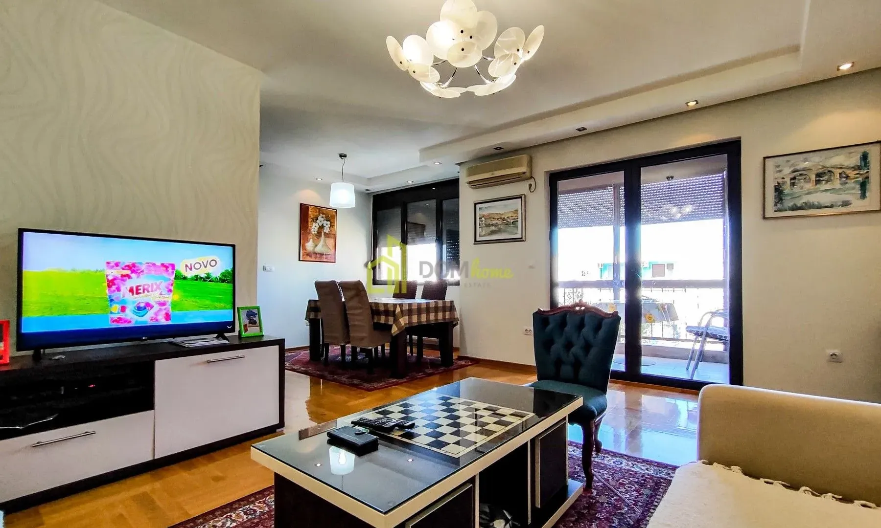 Prodaja, trosoban stan, 95m², Centar, Podgorica