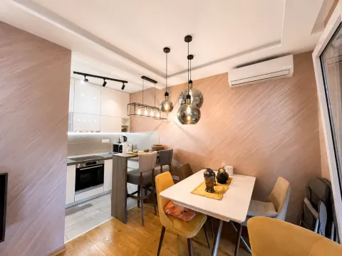 Rent, two bedroom apartment, 58m², Blok 9, Podgorica - image 4