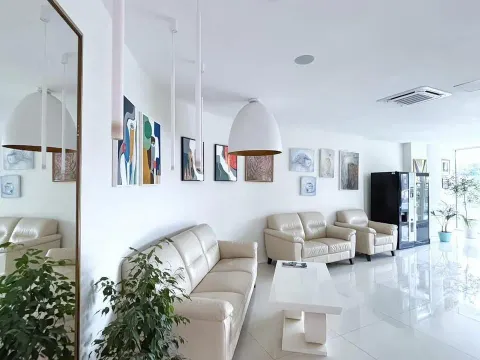 Sale, one bedroom apartment, 40m², Bečići, Budva - image 7