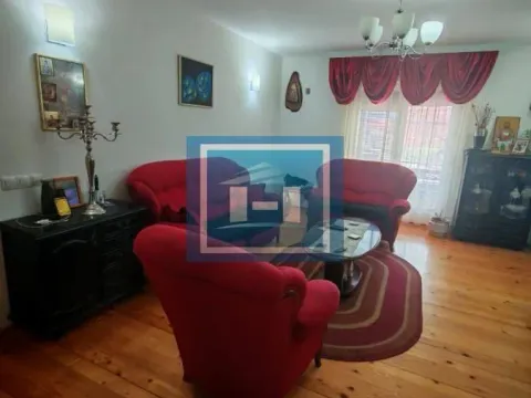 Sale, house, 420m², Gloždak, Paraćin - image 4