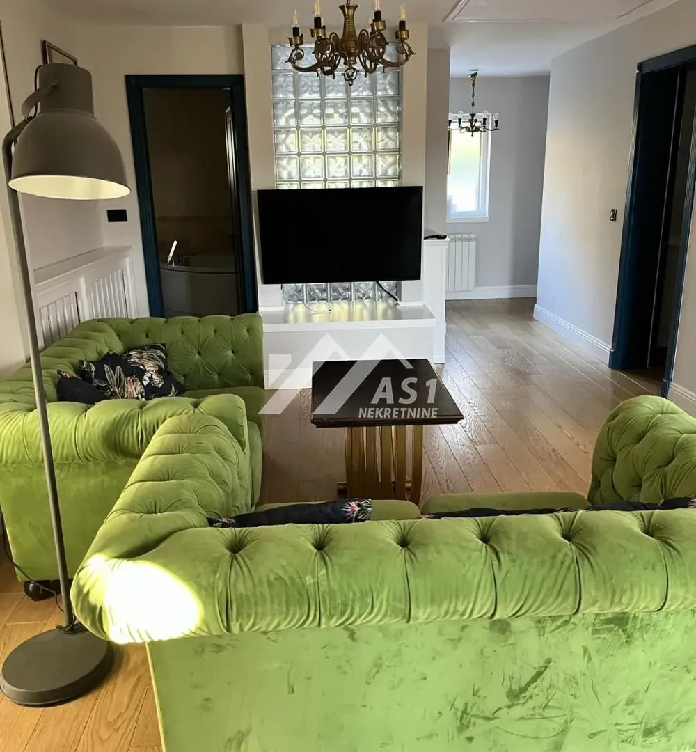 Izdavanje, kuća, 180m², Ledinci, Petrovaradin